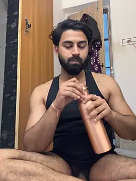 hottestboy03 现场XXX聊天