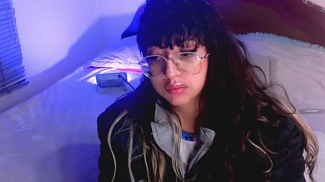 Piafisher1 Adlı Modelin Canlı XXX Sohbeti