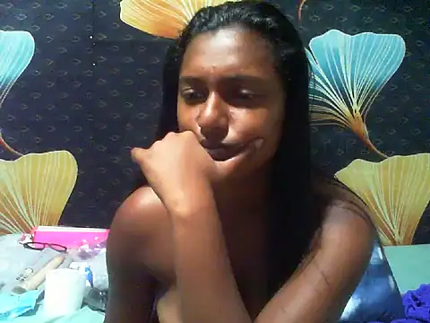 XXXSexyTammyXXX Adlı Modelin Canlı XXX Sohbeti