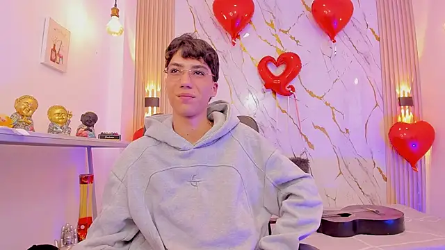 Nikolay_Gregori 现场XXX聊天