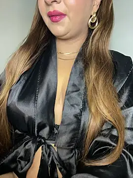 Zeynep-Lahsen Chat XXX in diretta