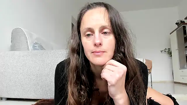 Cimbelkan Live XXX chat