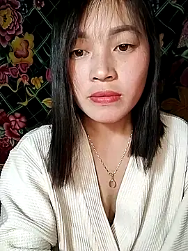 Hani-in Live XXX chat