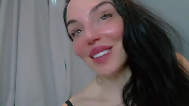 BlakeBexley Adlı Modelin Canlı XXX Sohbeti