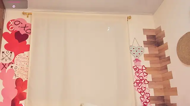 GhanimaWalter: онлайн-секс-чат