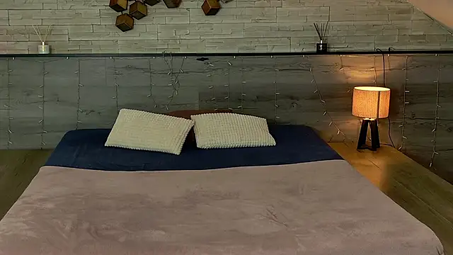 hornyb33_ – Live XXX-chat