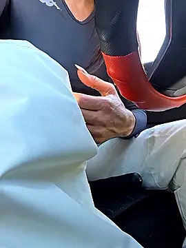 sexy7883 即時 XXX 聊天