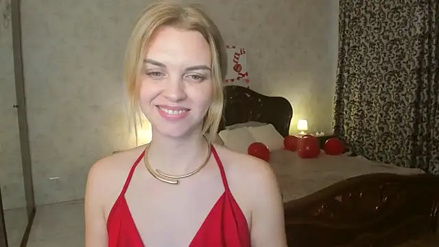 LunaFlinn Chat XXX in diretta