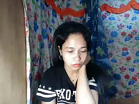 Chat +18 de PinaySkinnyGirl ao vivo