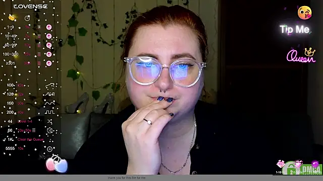 Alicia_love00: онлайн-секс-чат