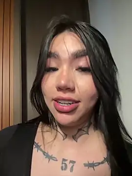 Nickiiiii's Live XXX Chat