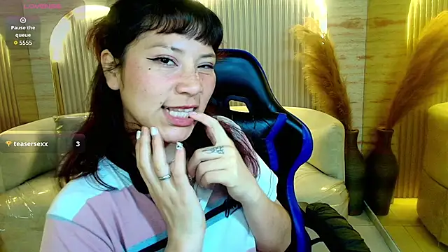 XXX chat uživo modela valentina_r_