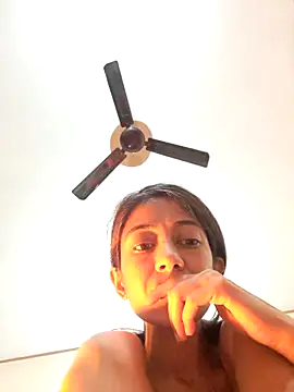 Chat +18 de Deepika5567 ao vivo