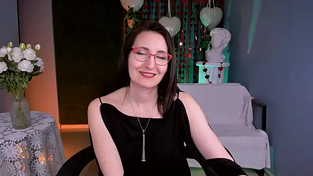 UnaTerra's Live XXX Chat