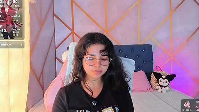 _vaiolet_owo's Live XXX Chat