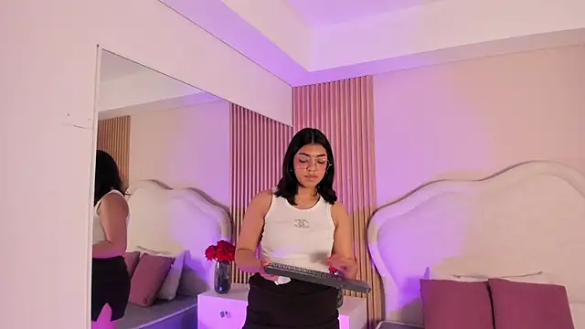 rebeca_taylor – Naživo XXX chat