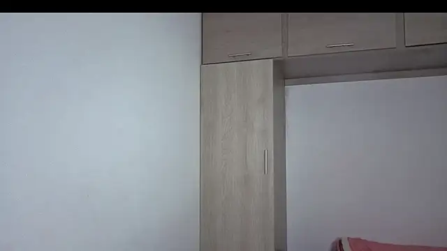 Chat +18 de Candela___ ao vivo