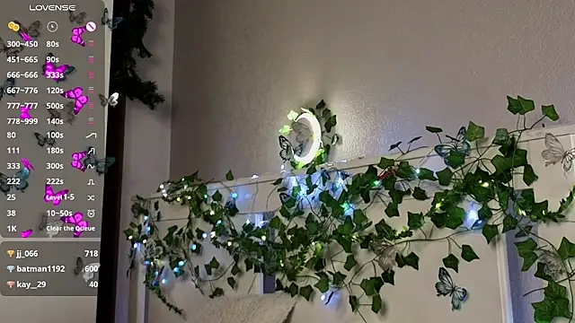 Онлайн чат XXX BlushinBloom