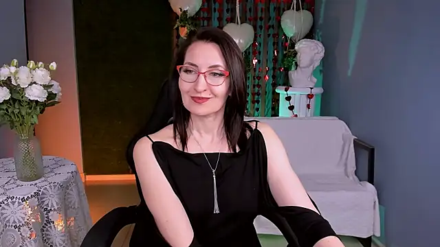 UnaTerra live XXX chat