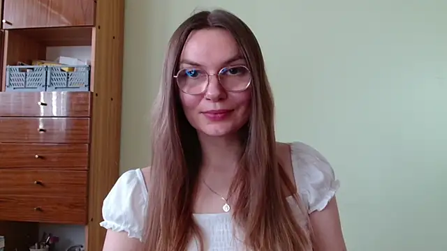 LooveELLYx live XXX chat