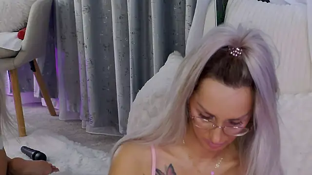 IsabelleEthan live XXX chat