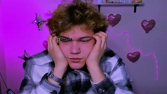 lucas_long_ live XXX chat