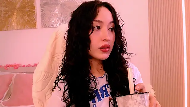 Ann__Cute Chat XXX in diretta