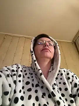 Amberhotqueen Chat XXX in diretta