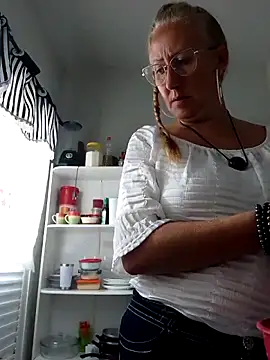 Онлайн чат XXX MILEIDE980