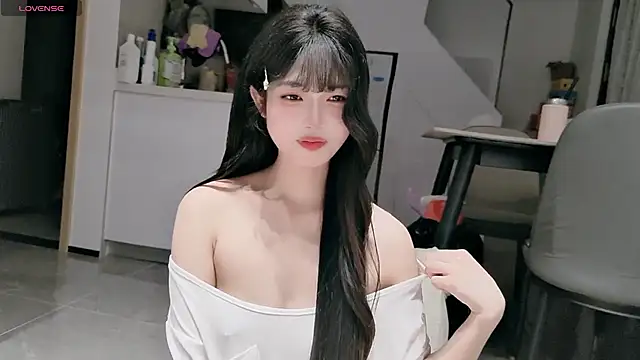 sansan-666's Live XXX Chat