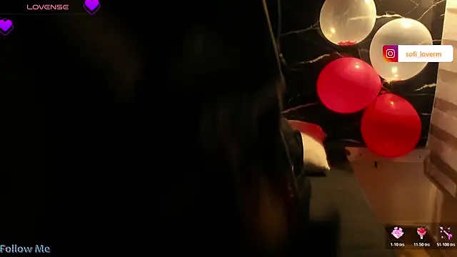 Sofiia-RubbのライブXXXチャット