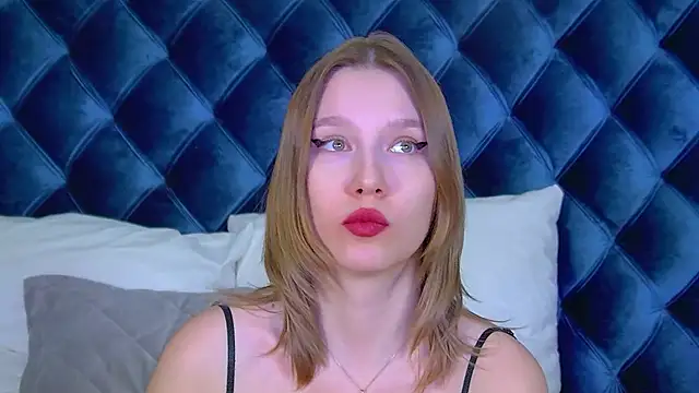 دردشة LiliLinn الجنسية المباشرة