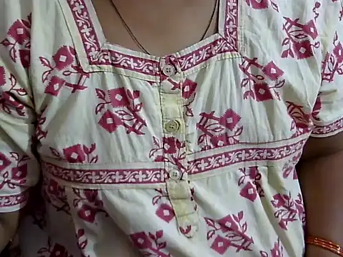 Vennela-1-TeluguのライブXXXチャット