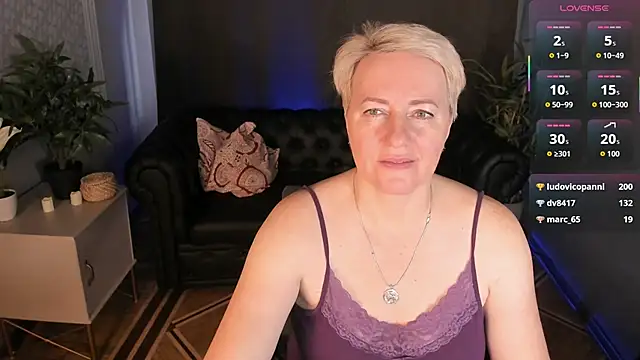 Nika_Smit élő XXX-chatje