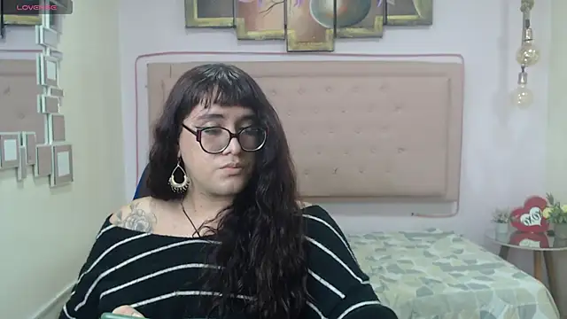 kathepickmanx's Live XXX Chat