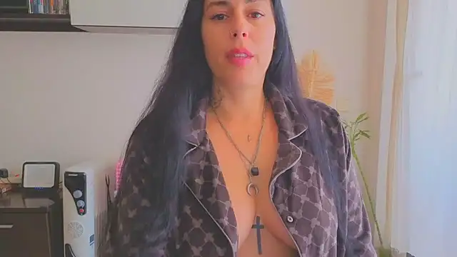 tatii222 Chat XXX in diretta