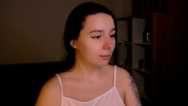 دردشة Di_na_Bell الجنسية المباشرة