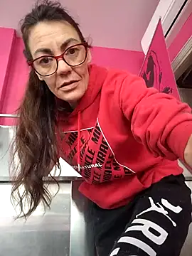 Eimikuro11 Chat XXX in diretta