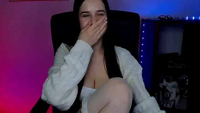 LuxMaya Chat XXX in diretta