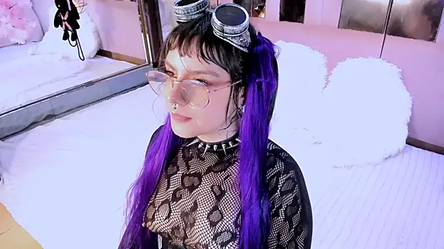 دردشة BizzyNoar الجنسية المباشرة