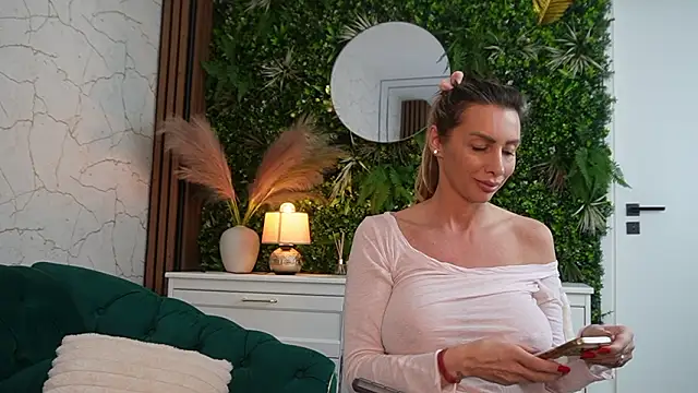 angel_wow_ – Naživo XXX chat