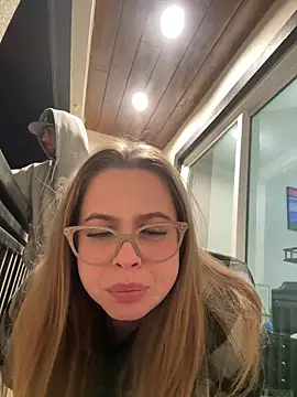 xxlivecouple Chat XXX live