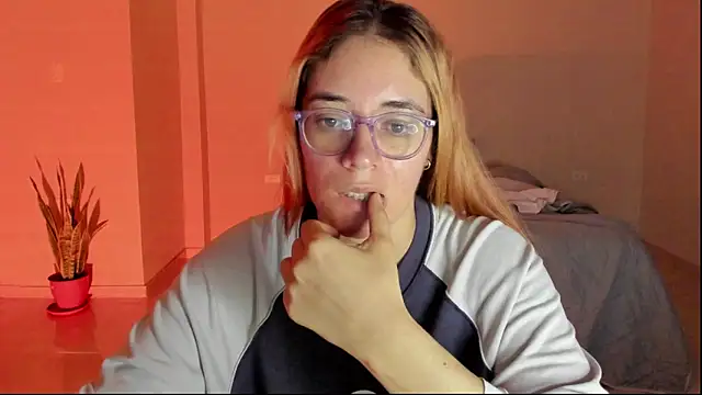 atenas_05_ – Live XXX-chat