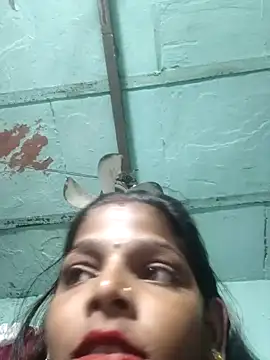 XXX chat uživo modela Itz_Aisha__