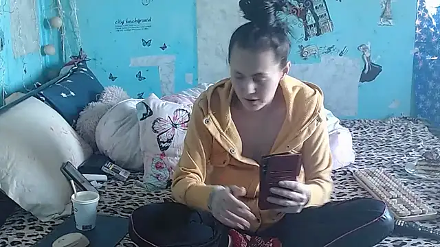 brighteyes77 élő XXX-chatje