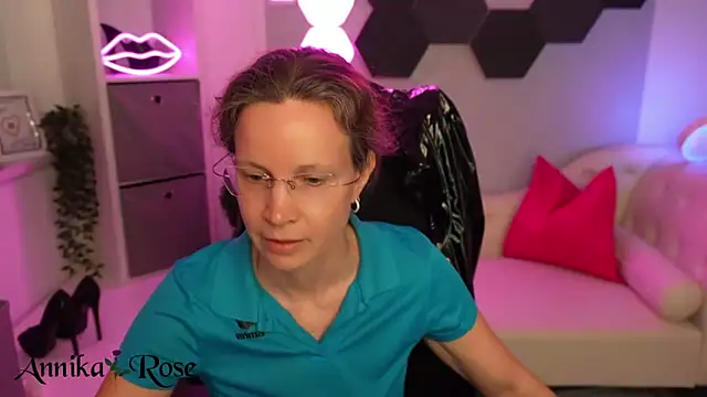 AnnikaRose Live XXX Chat
