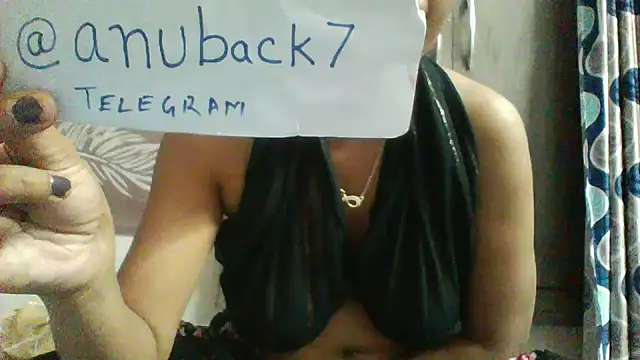 shalini_fire Chat XXX in diretta