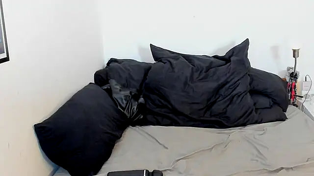 FrauMueller Pertunjukan Webcam