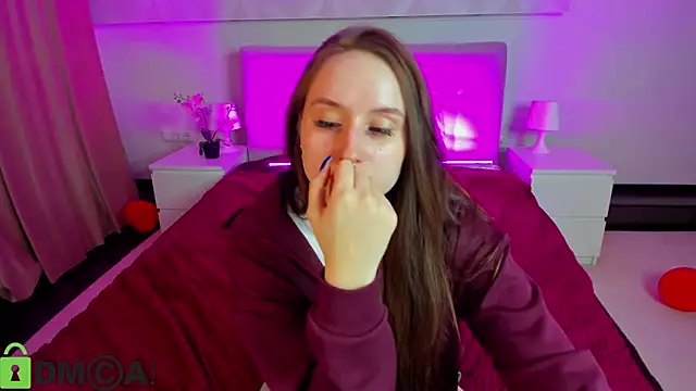 Kira__Sweet's Live XXX Chat