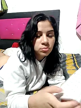 Mia_axelll: απευθείας συνομιλία ΧΧΧ